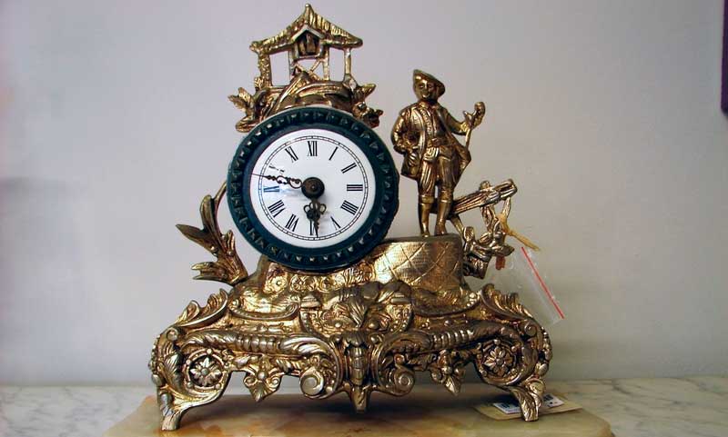 Reloj de mesa (1905)