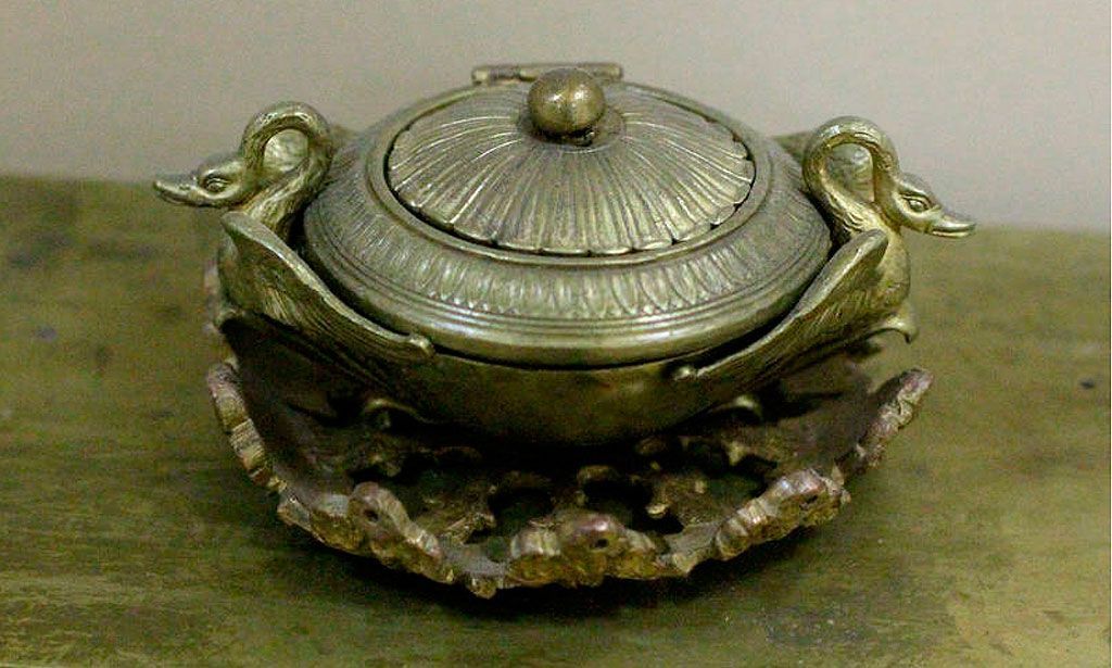 Tintero de latón (1856)